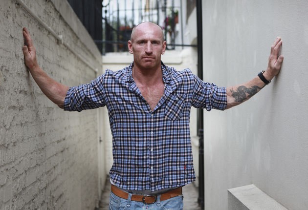 Tom Hardy Apparently Eyed For Gareth Thomas Biopic, But Mickey Rourke Still  Wants The Job – IndieWire